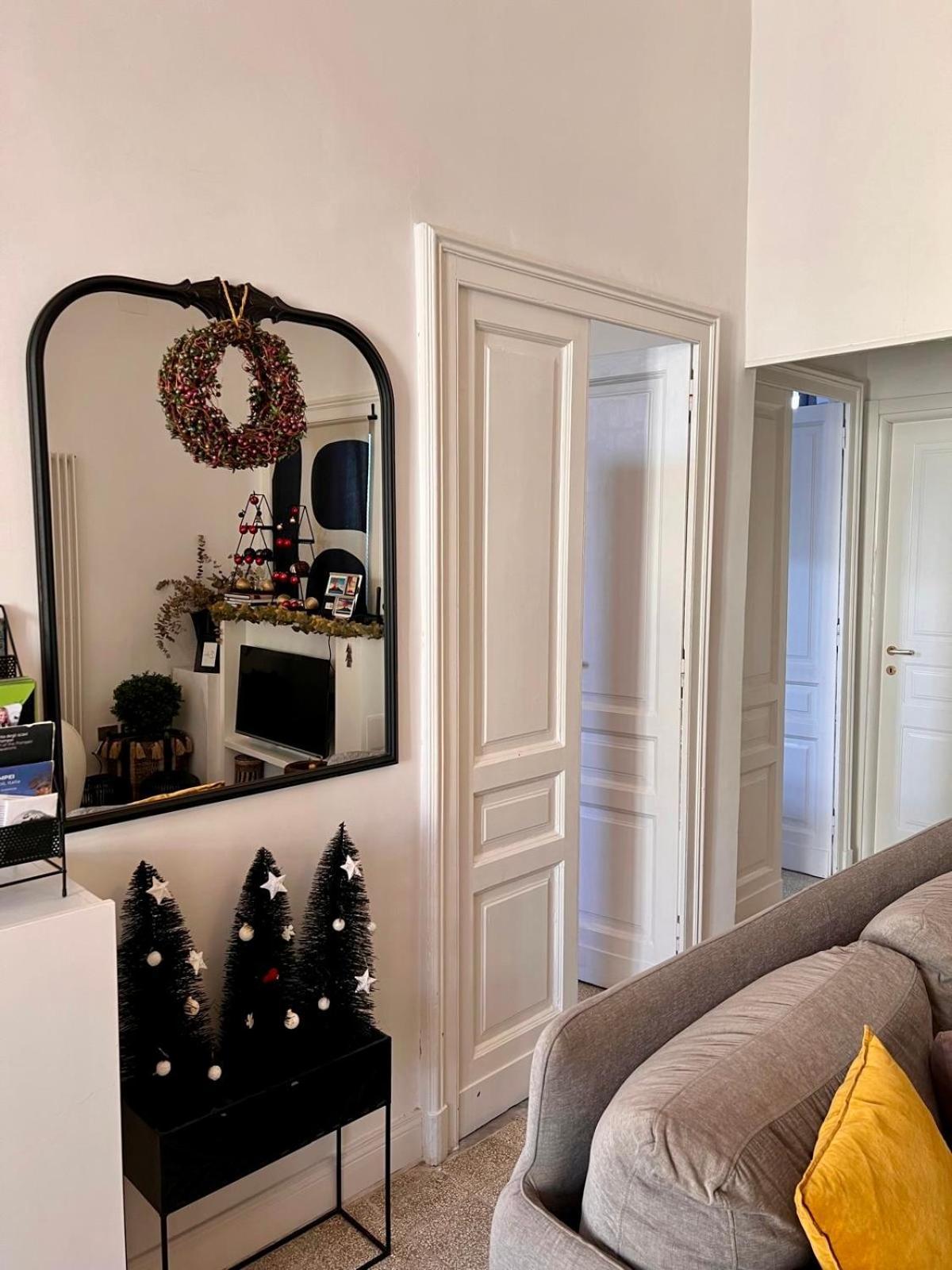 Appartement Le Scale Del Principe Napels